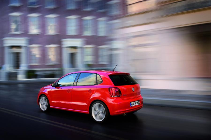  Volkswagen Polo 2009 года  (фото 10 из 23)